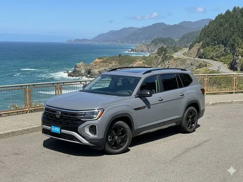2025 Volkswagen Atlas Peak Edition