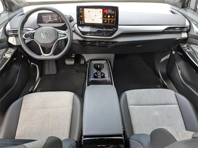 2025 Volkswagen ID.4 - Image 9 of 12