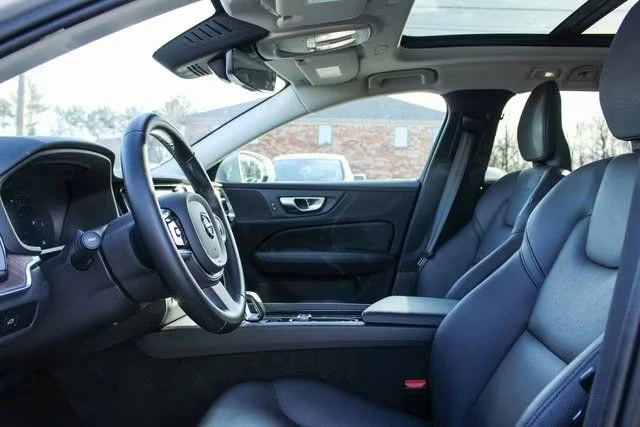 2025 Volvo V60 2nd Gen - Image 18 of 20