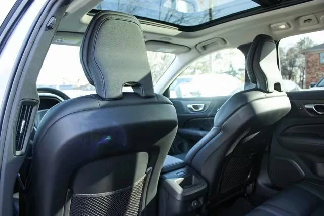 2025 Volvo V60 2nd Gen - Image 11 of 20