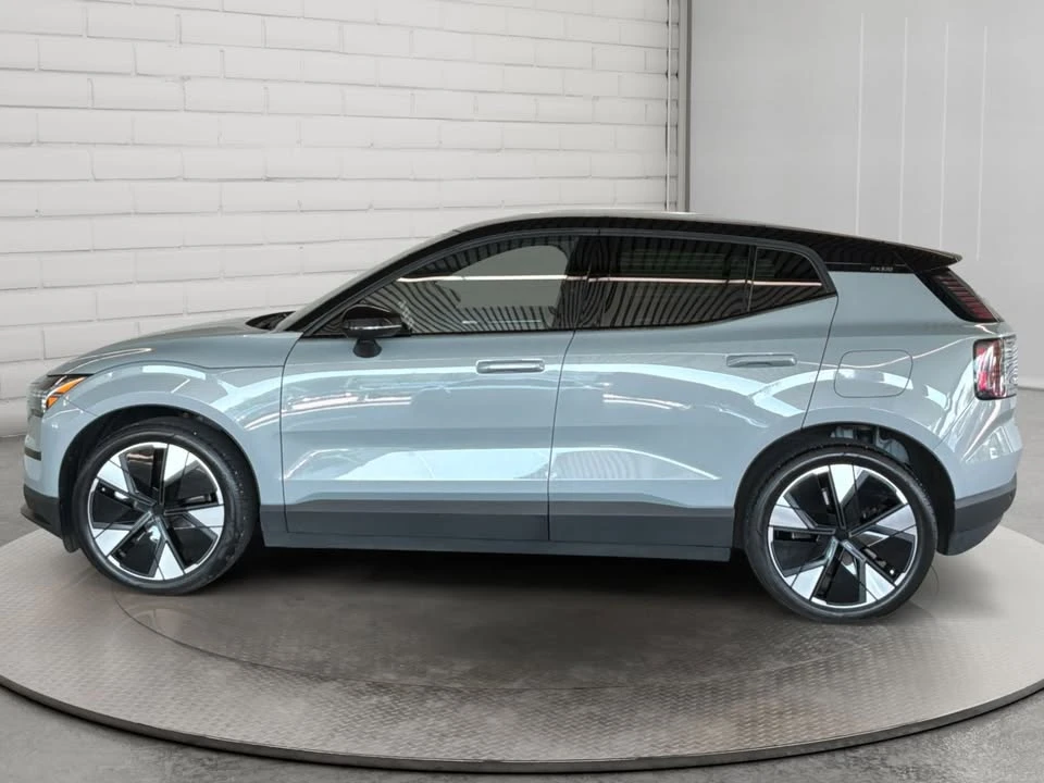 2025 Volvo - Image 8 of 20
