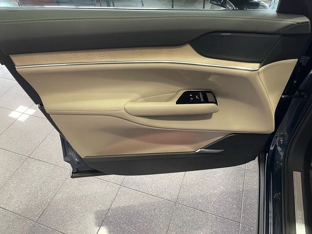2025 Volvo XC90 - Image 21 of 31