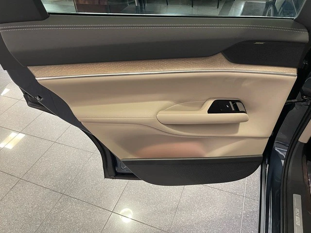 2025 Volvo XC90 - Image 30 of 31