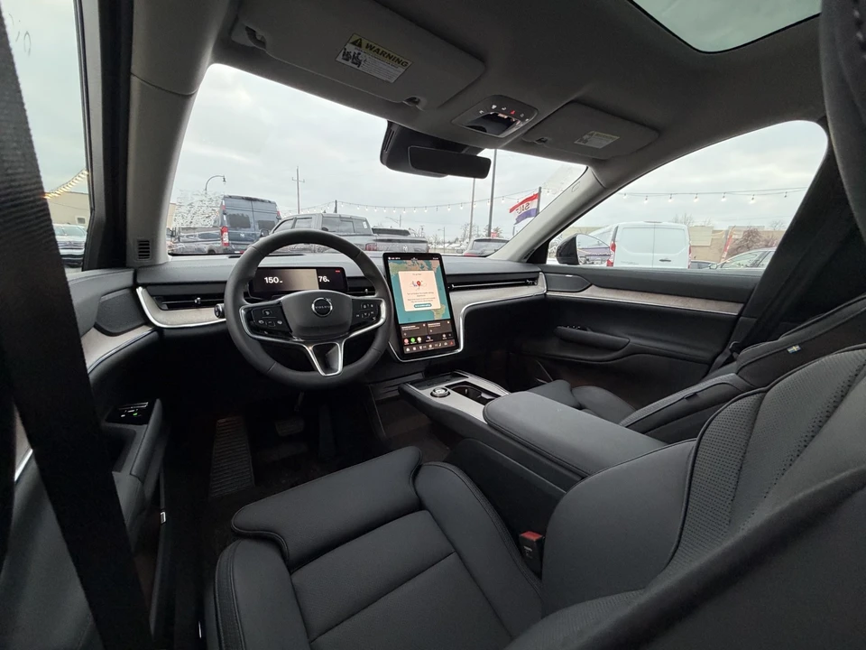 2025 Volvo - Image 15 of 21