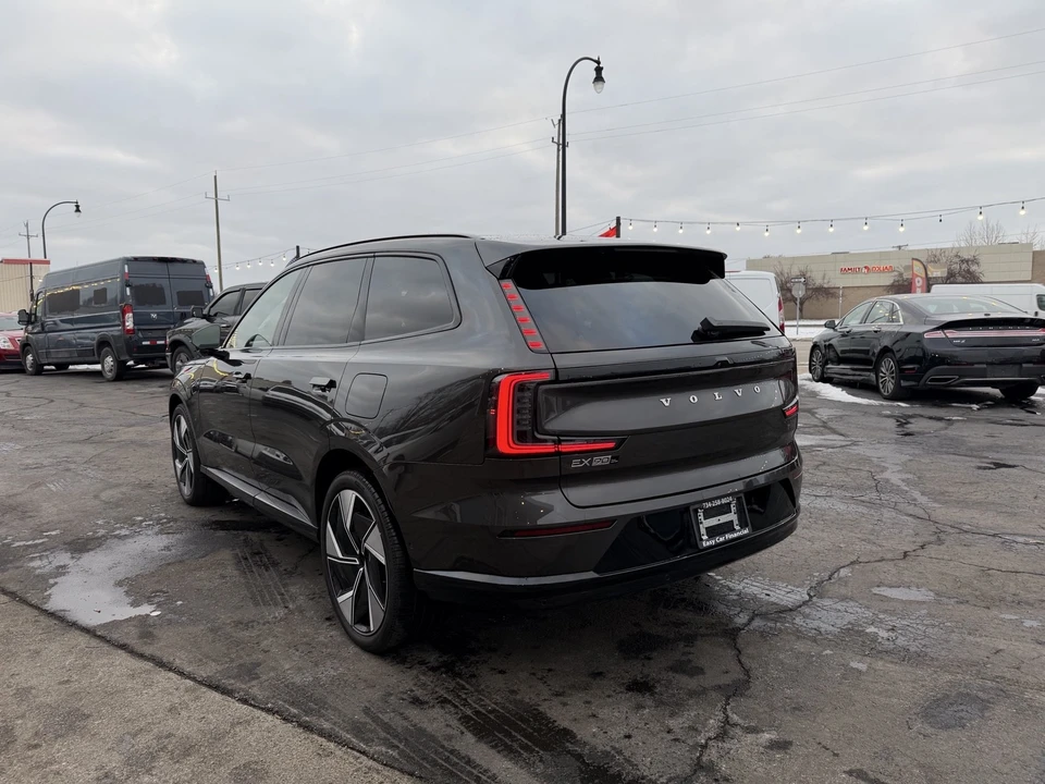 2025 Volvo - Image 7 of 21