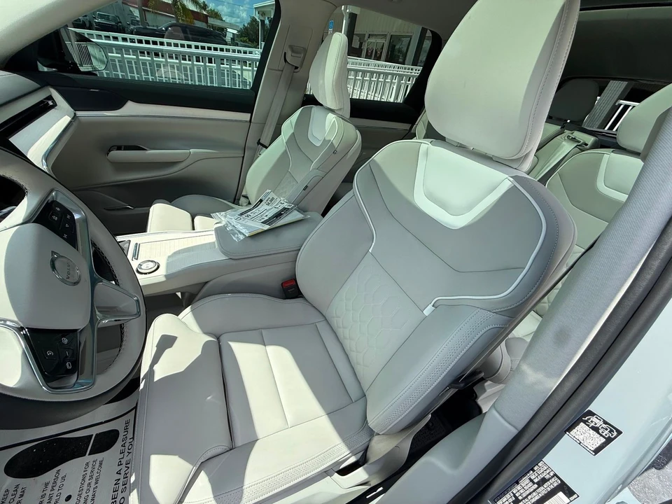 2025 Volvo - Image 2 of 12