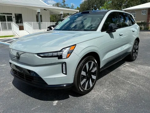 2025 Volvo EX90 Twin Plus AWD
