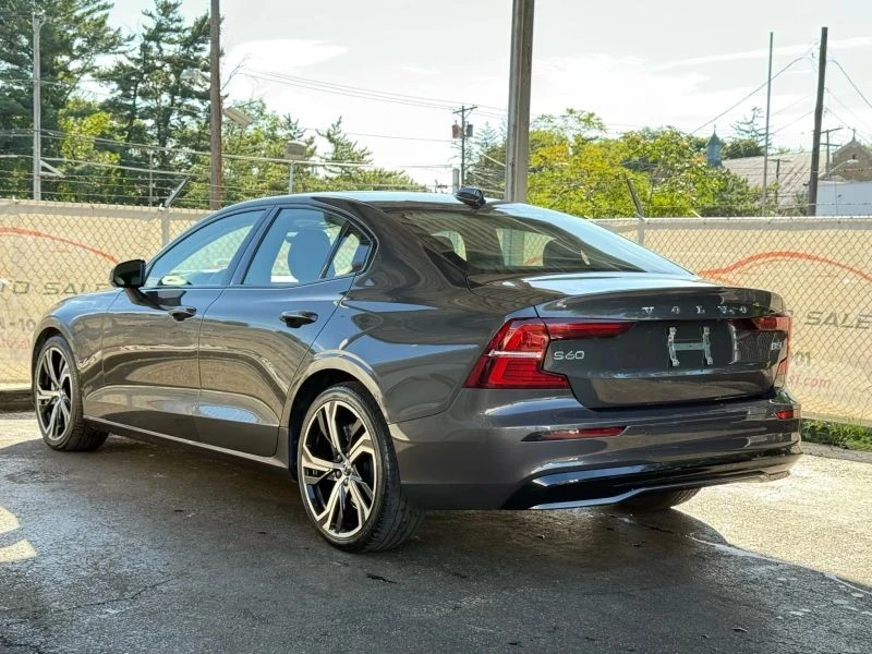 2025 Volvo S60 3rd Gen - Image 9 of 12