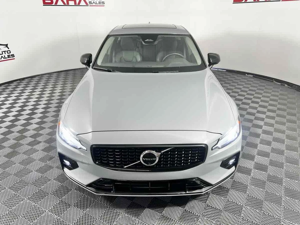 2025 Volvo S60 3rd Gen - Image 13 of 21