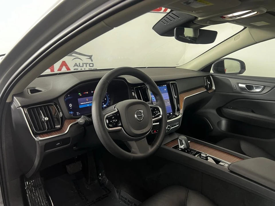 2025 Volvo S60 3rd Gen - Image 17 of 21