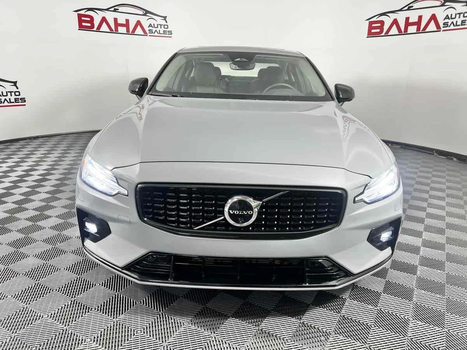 2025 Volvo S60 3rd Gen - Image 14 of 21