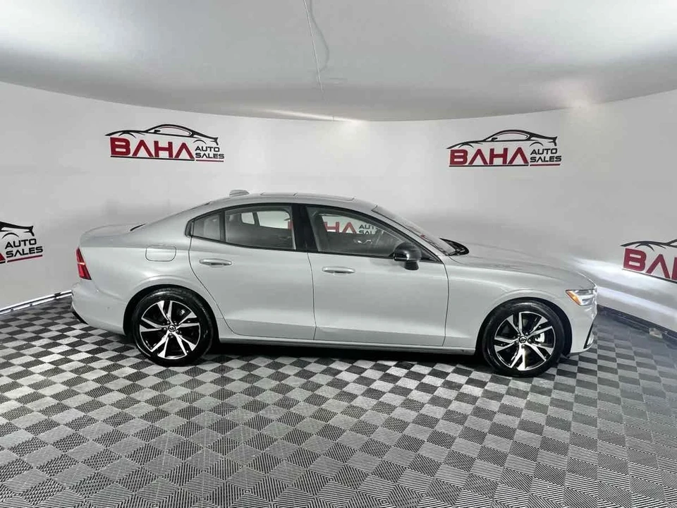 2025 Volvo S60 3rd Gen - Image 11 of 21