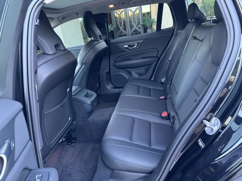 2025 Volvo V60 2nd Gen - Image 11 of 21