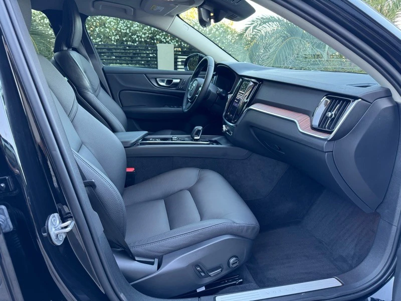 2025 Volvo V60 2nd Gen - Image 10 of 21