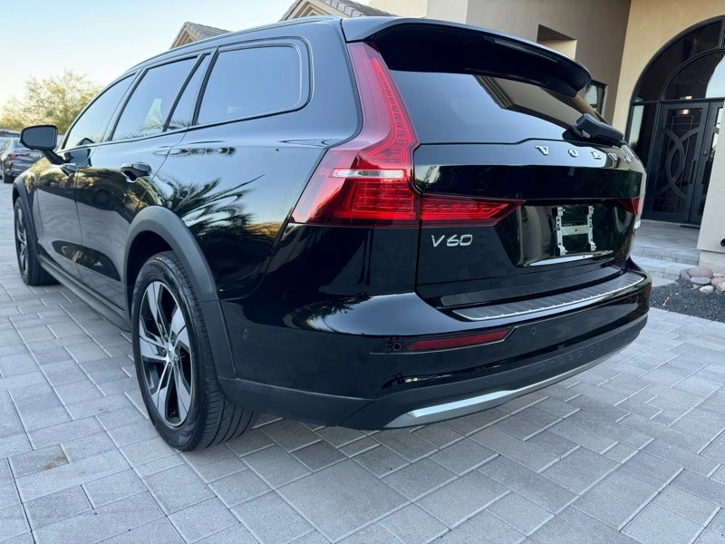 2025 Volvo V60 2nd Gen - Image 3 of 21