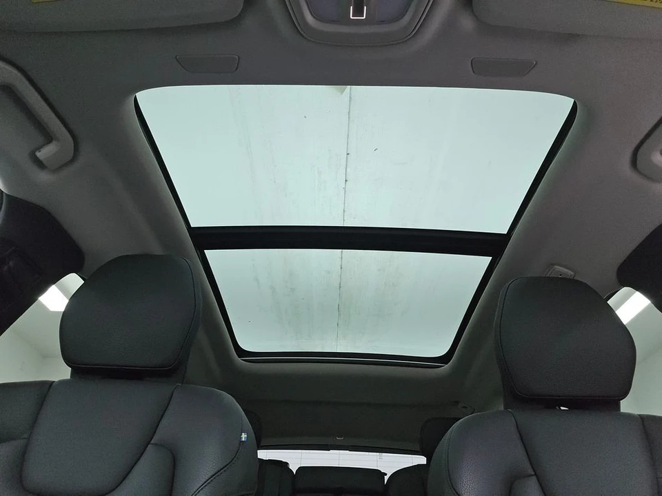 2025 Volvo V60 2nd Gen - Image 3 of 12