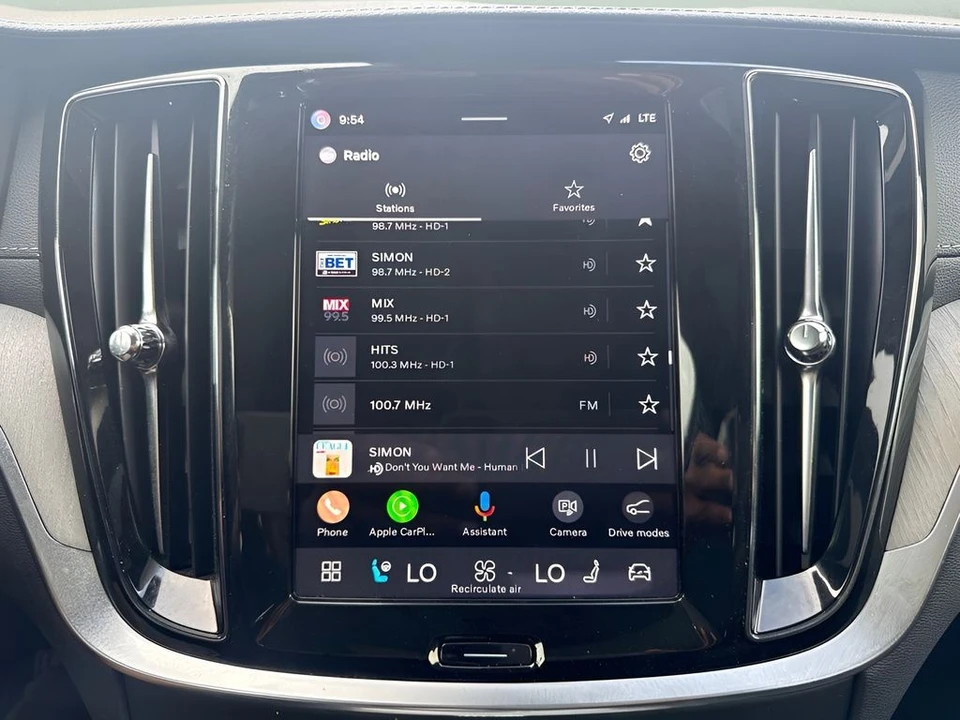 2025 Volvo V60 2nd Gen - Image 16 of 31