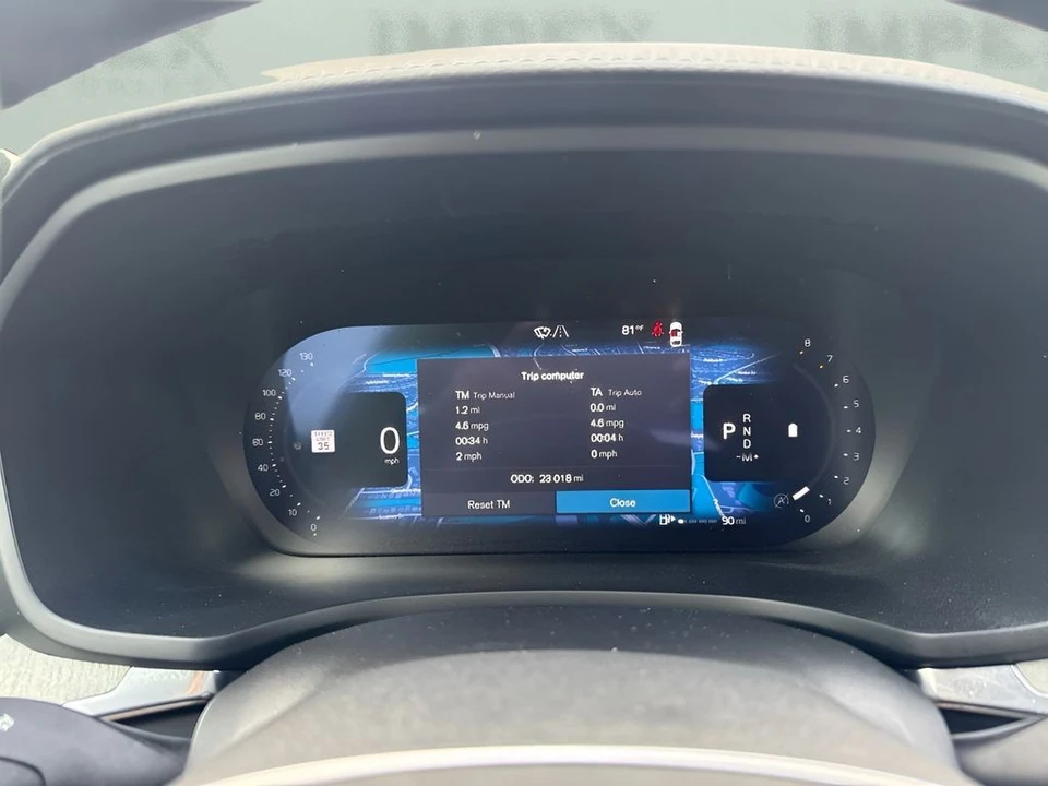 2025 Volvo V60 2nd Gen - Image 22 of 31