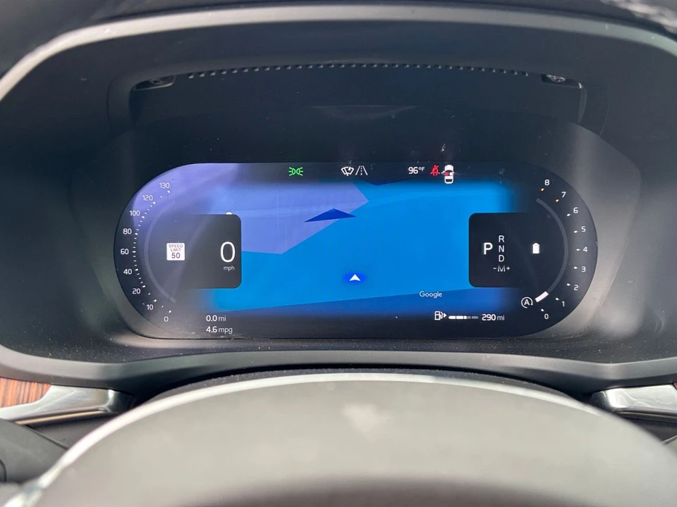 2025 Volvo V60 2nd Gen - Image 21 of 31