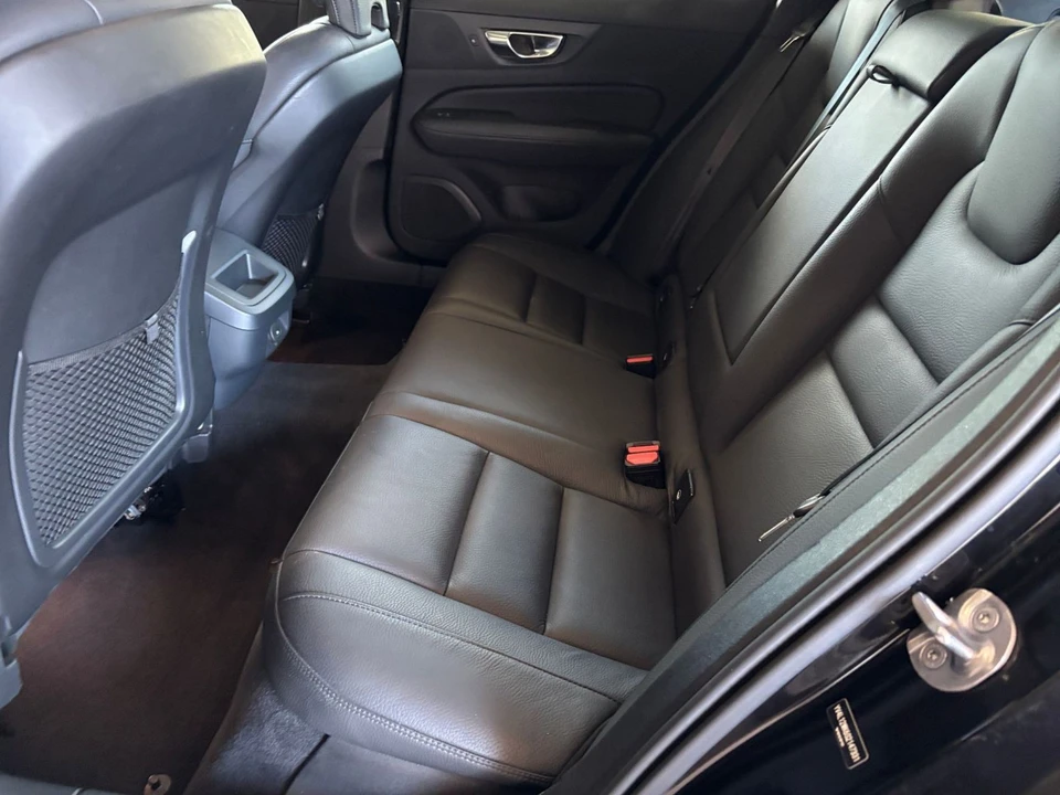 2025 Volvo V60 2nd Gen - Image 27 of 31