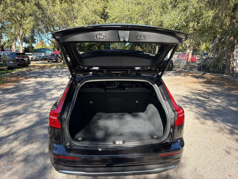2025 Volvo V60 2nd Gen - Image 31 of 31