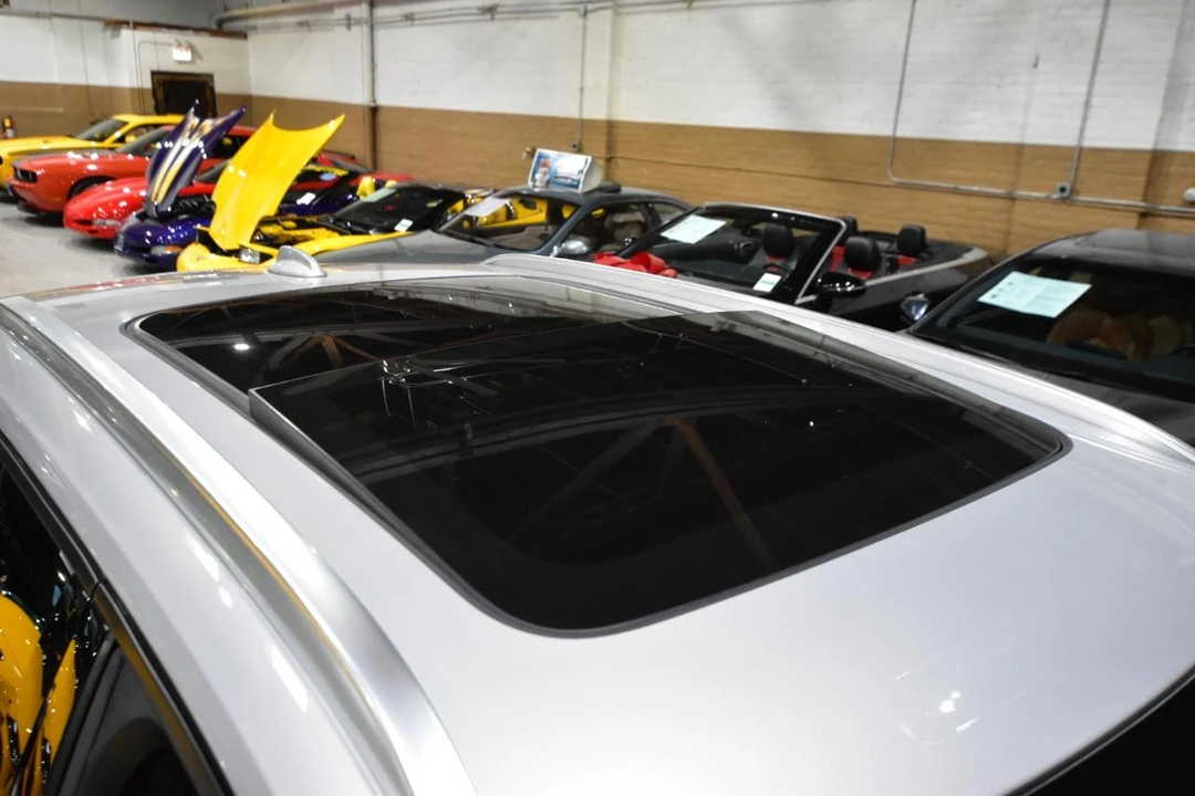 2025 Volvo XC40 - Image 12 of 21