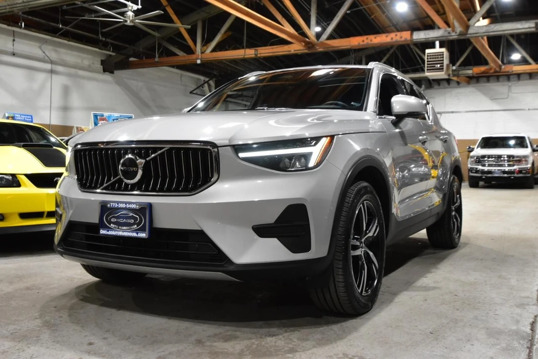 2025 Volvo XC40 - Image 6 of 21