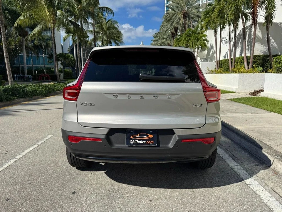 2025 Volvo XC40 - Image 6 of 12