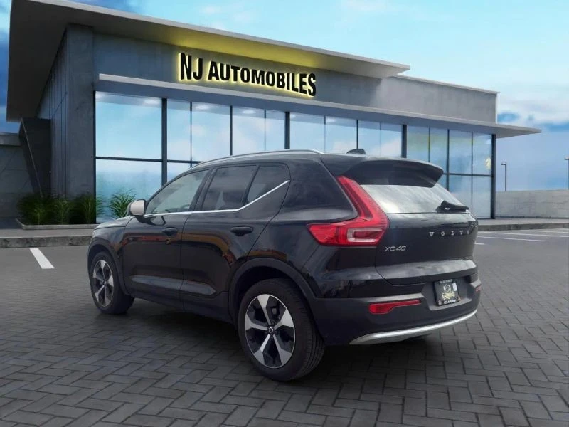 2025 Volvo XC40 - Image 5 of 12