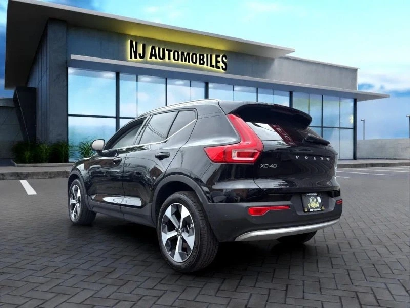 2025 Volvo XC40 - Image 5 of 12