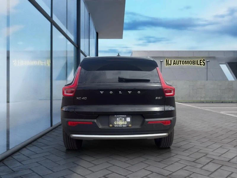 2025 Volvo XC40 - Image 6 of 12