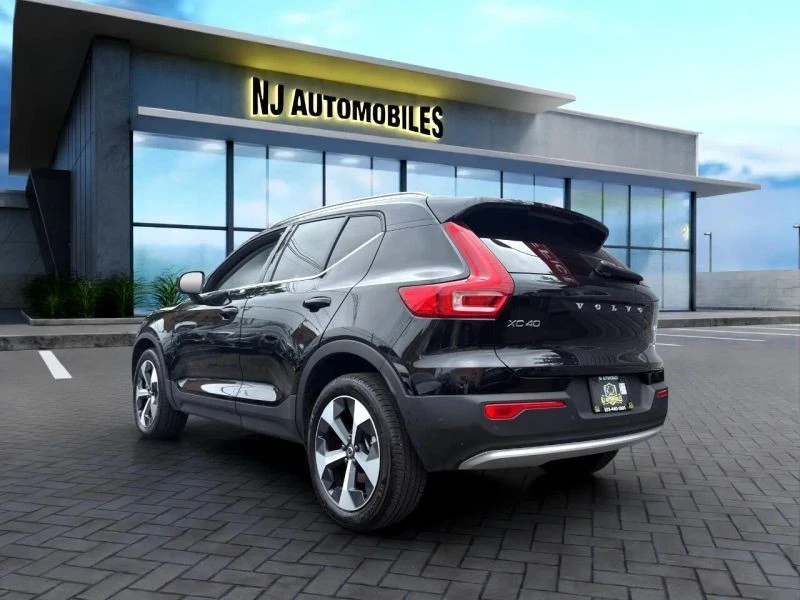 2025 Volvo XC40 - Image 5 of 12