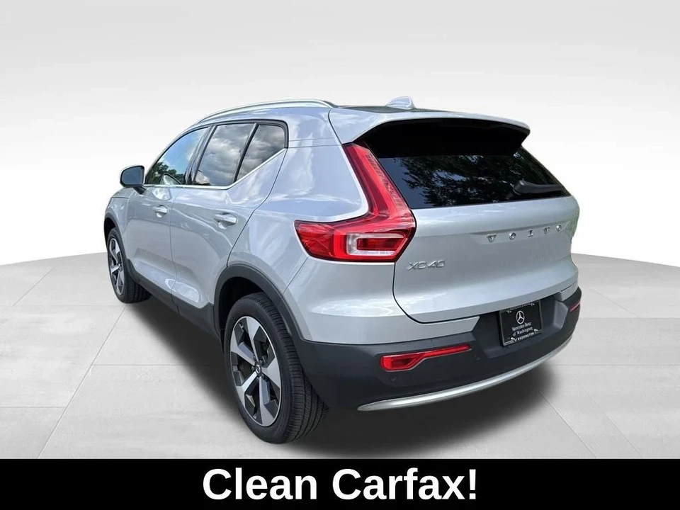 2025 Volvo XC40 - Image 3 of 12