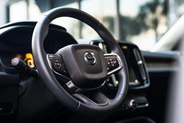 2025 Volvo XC40 - Image 20 of 21