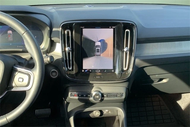 2025 Volvo XC40 - Image 12 of 12