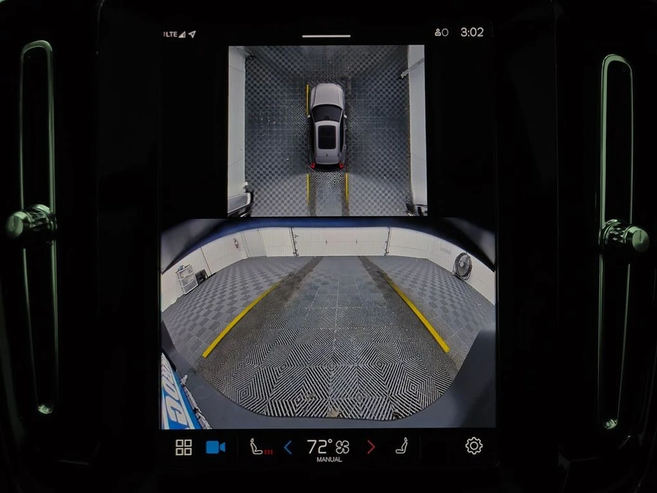 2025 Volvo XC40 - Image 7 of 12