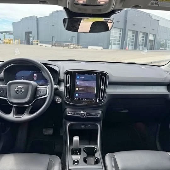 2025 Volvo XC40 - Image 1 of 1