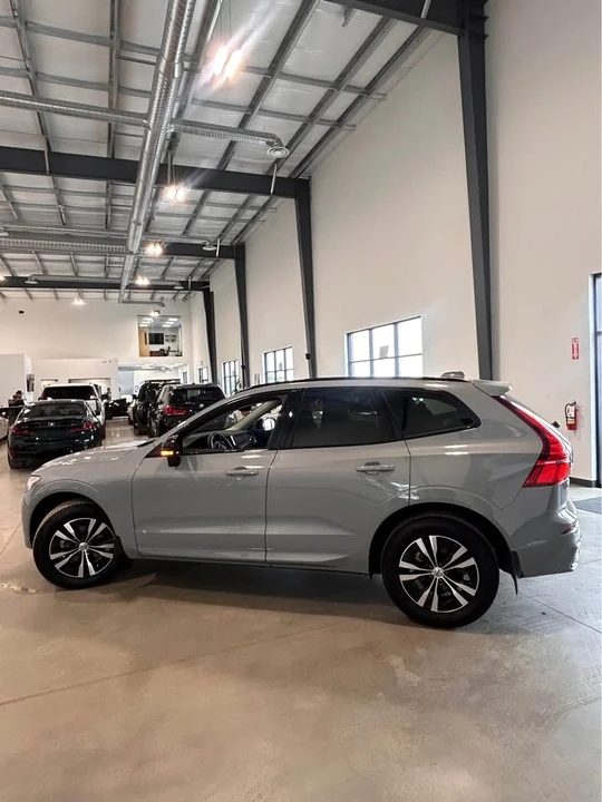 2025 Volvo XC60 2nd Gen - Image 2 of 17