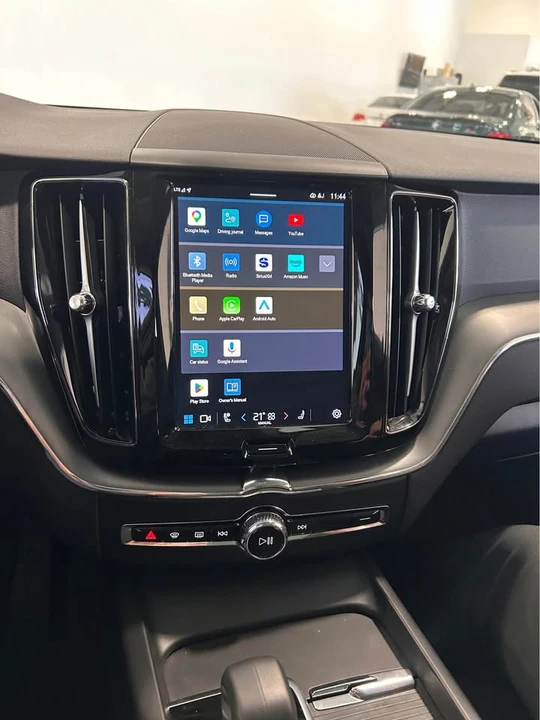2025 Volvo XC60 2nd Gen - Image 12 of 17