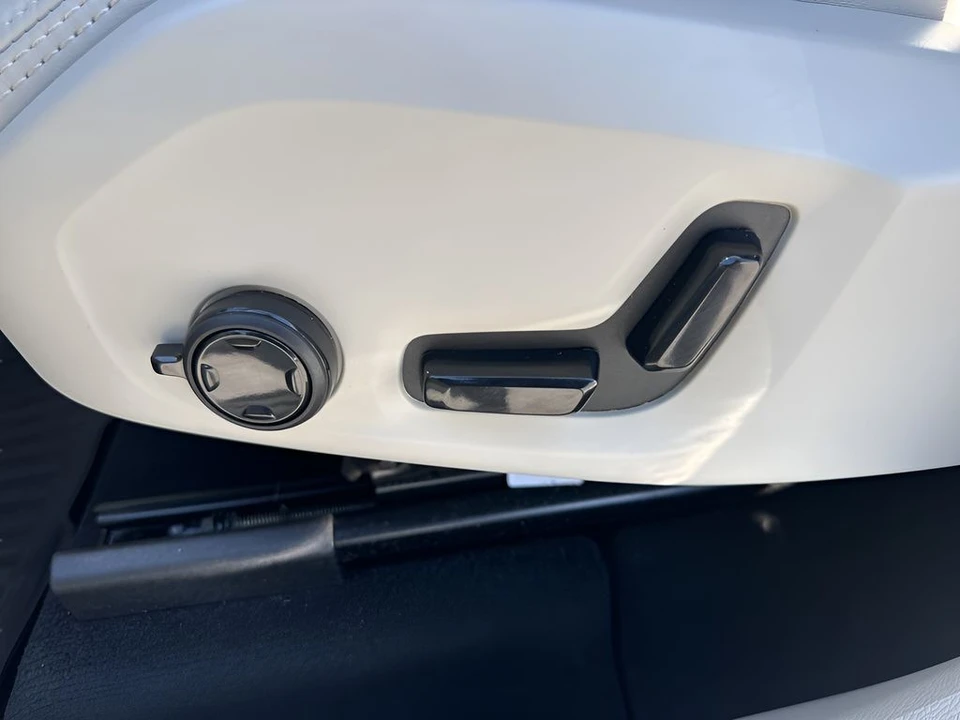 2025 Volvo XC60 2nd Gen - Image 10 of 12