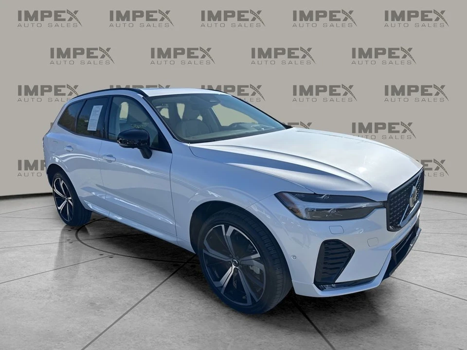 2025 Volvo XC60 2nd Gen - Image 7 of 12