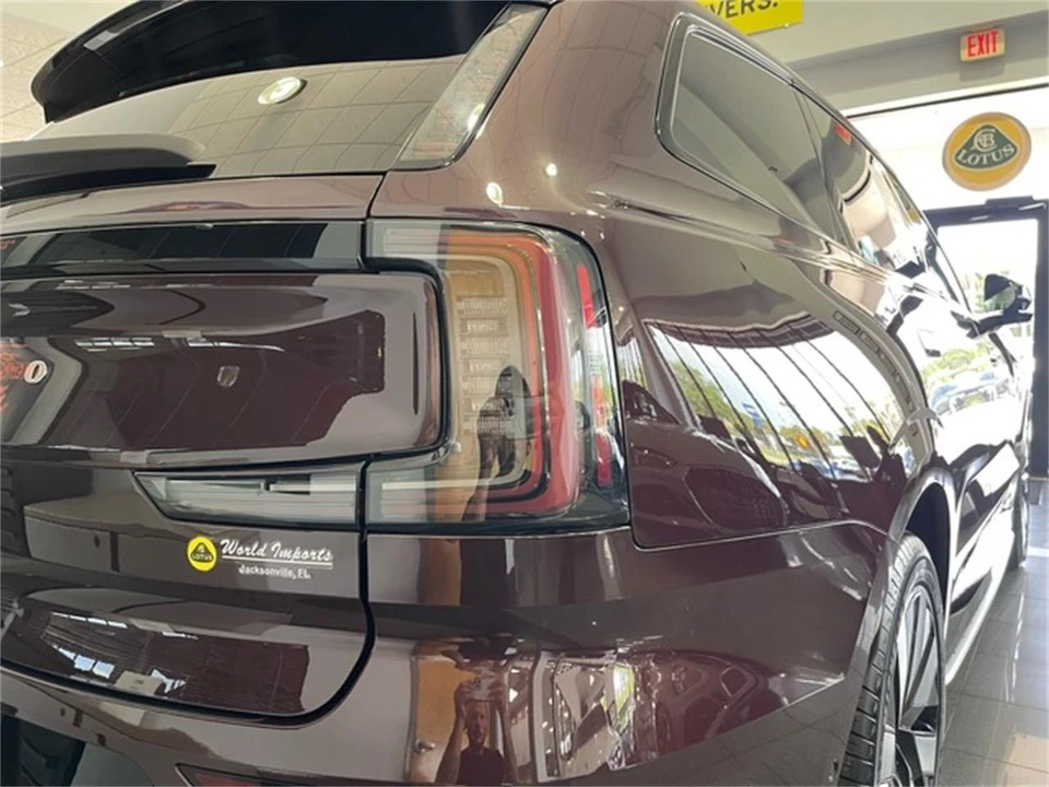2025 Volvo XC90 2nd Gen - Image 17 of 31