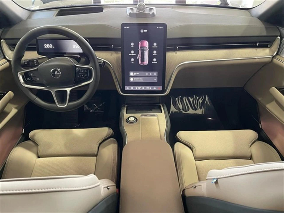 2025 Volvo XC90 2nd Gen - Image 30 of 31