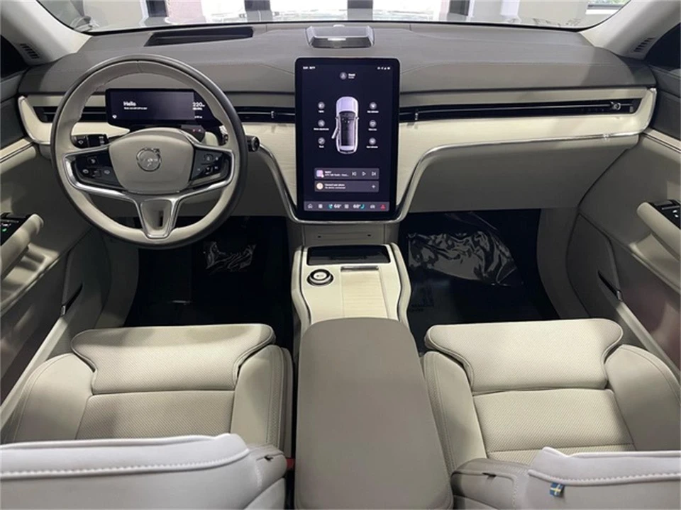 2025 Volvo XC90 2nd Gen - Image 29 of 31