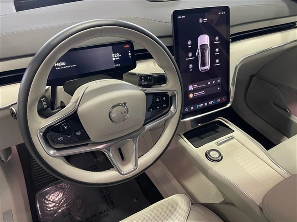 2025 Volvo XC90 2nd Gen - Image 28 of 31