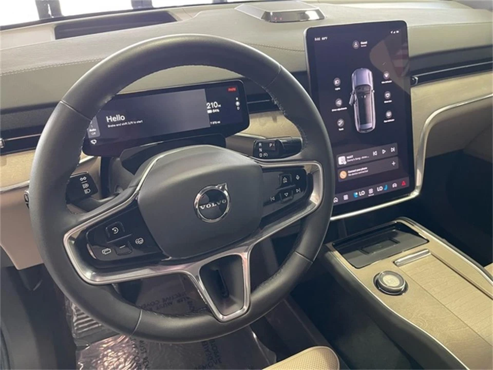 2025 Volvo XC90 2nd Gen - Image 26 of 31