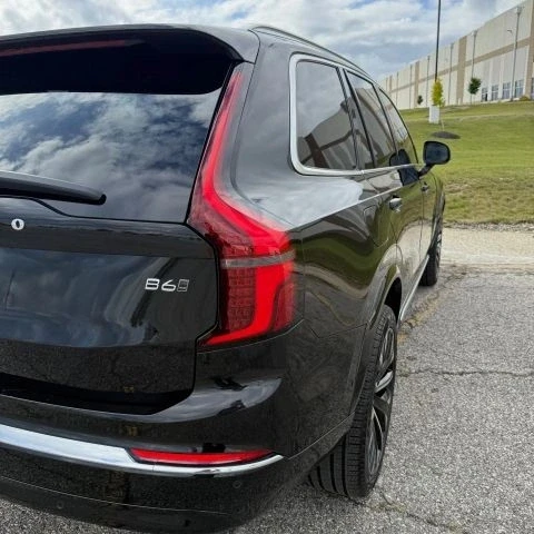 2025 Volvo XC90 2nd Gen - Image 10 of 15