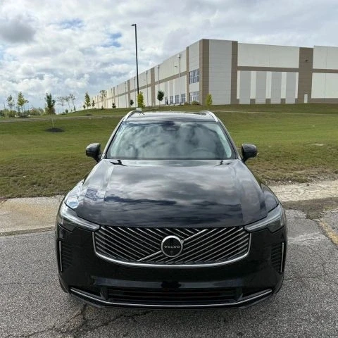 2025 Volvo XC90 2nd Gen - Image 2 of 15