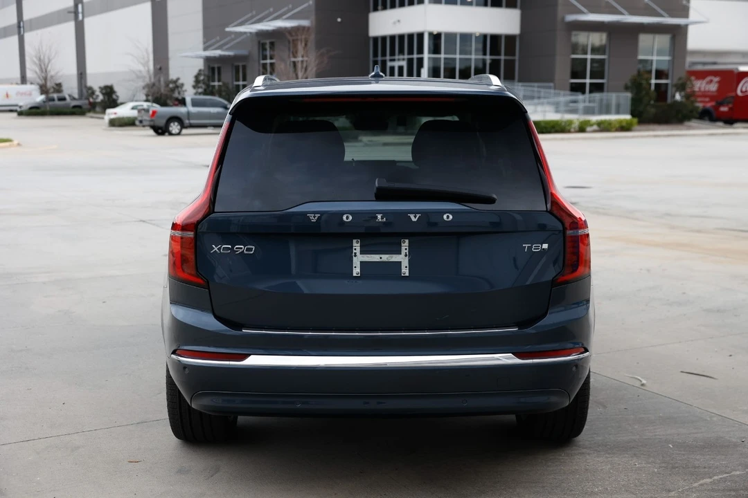 2025 Volvo XC90 2nd Gen - Image 11 of 12