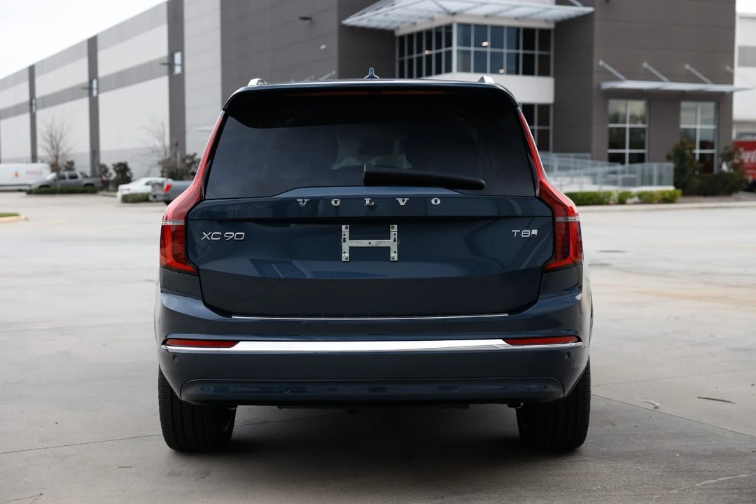 2025 Volvo XC90 2nd Gen - Image 9 of 12